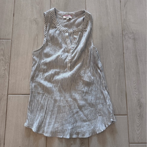 ANDREE by unit Maternity Pinstripe blue and white blouse M - Picture 5 of 5